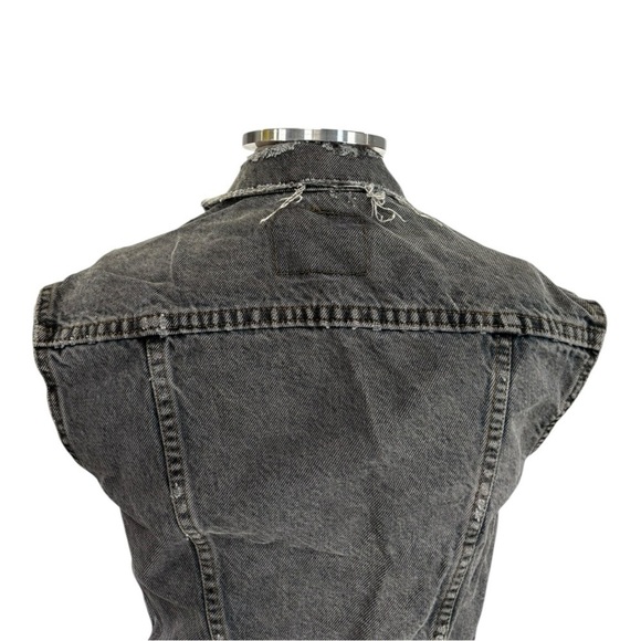 Vintage Levi's Pokemon Denim Vest Size Small - Picture 6 of 9